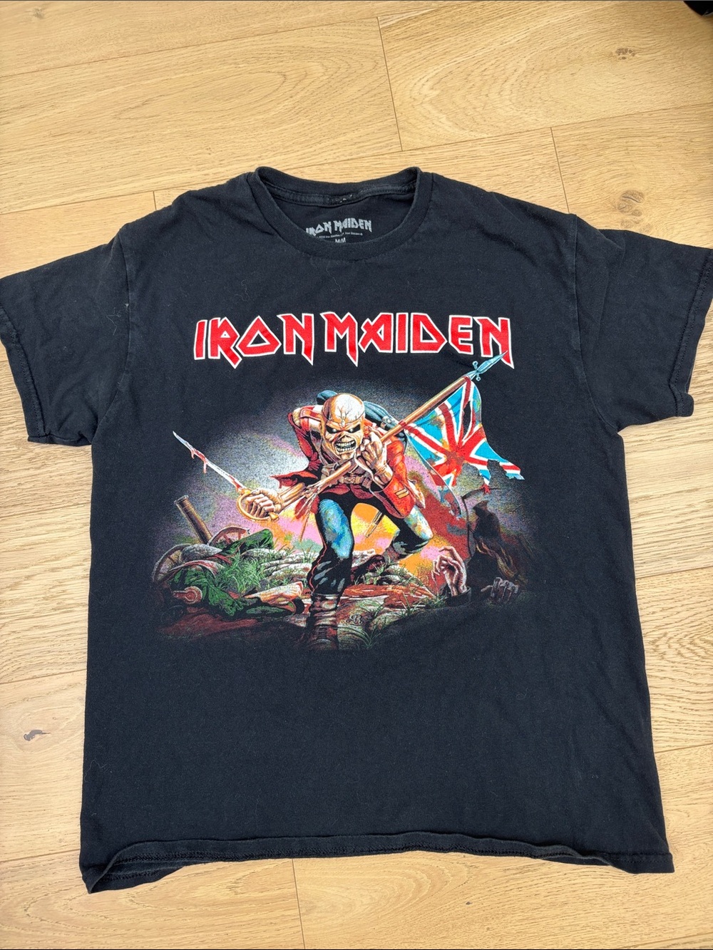 Iron Maiden Men's Black Long Sleeve Graphic Tee